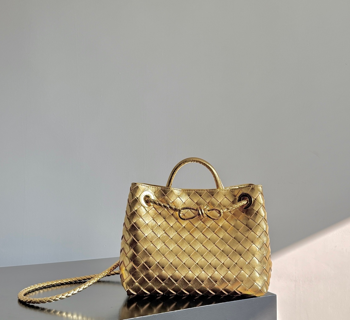 Bottega Veneta BV 보테가 베네타 안디아모(Andiamo) 스몰 - 오리지널 양가죽 가방