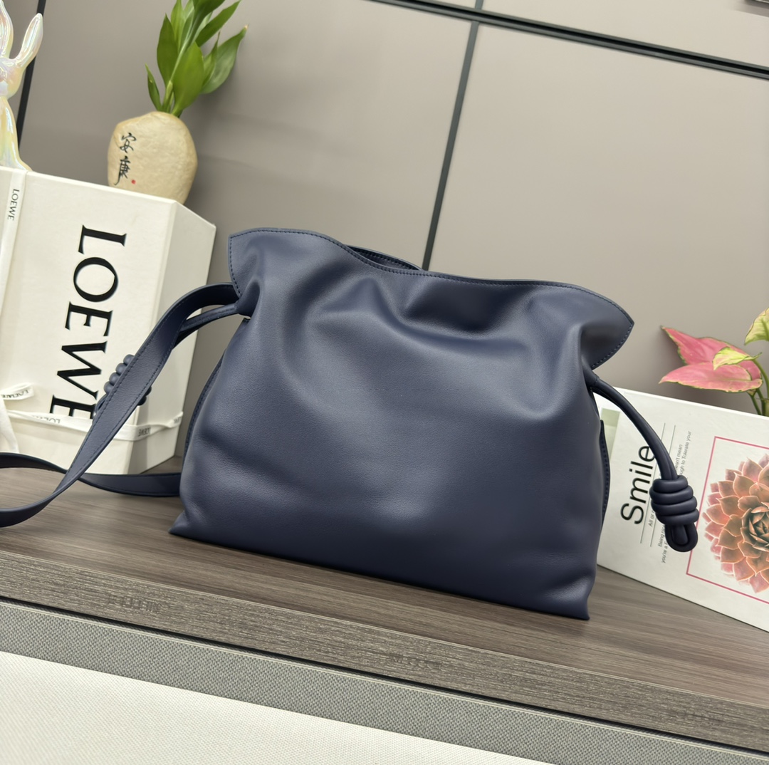 Loewe 로에베 신형 나파 카프스킨 플라멩코 퍼스 숄더백 가방 - 미디엄