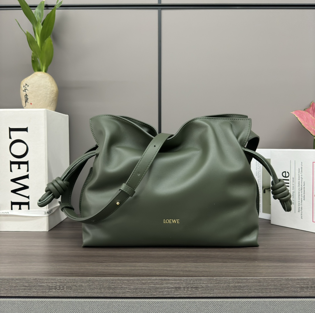 Loewe 로에베 신형 나파 카프스킨 플라멩코 퍼스 숄더백 가방 - 미디엄