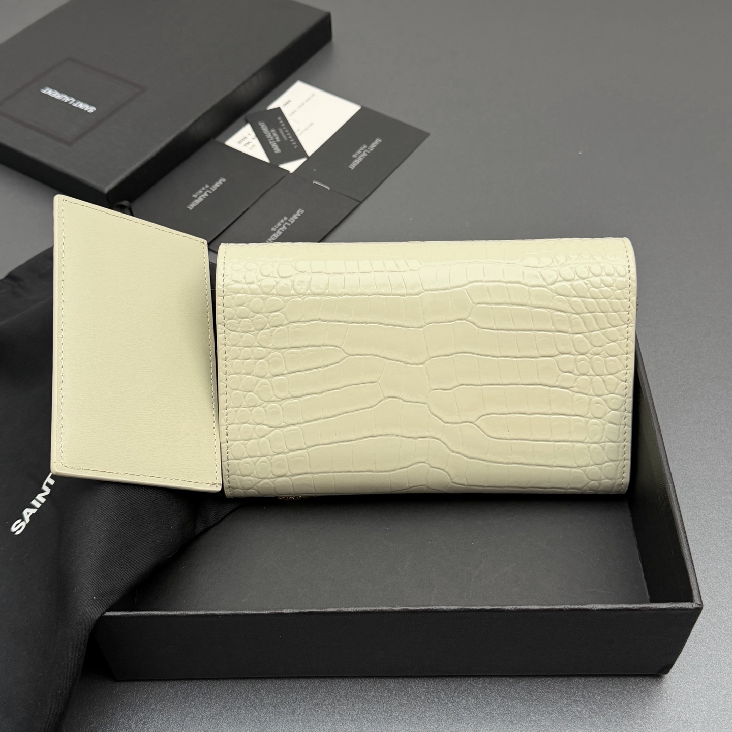 Saint Laurent YSL 생로랑 ENVELOPE 엔벨로프 크로코 체인백 (WOC) 가방