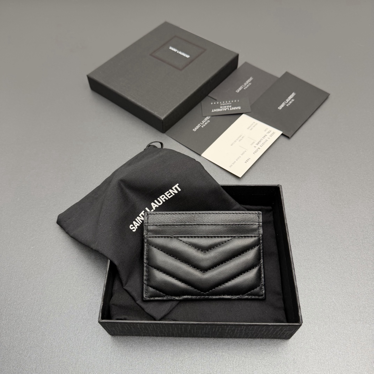 Saint Laurent YSL 생로랑 마틀라세 램스킨 카드 홀더 지갑