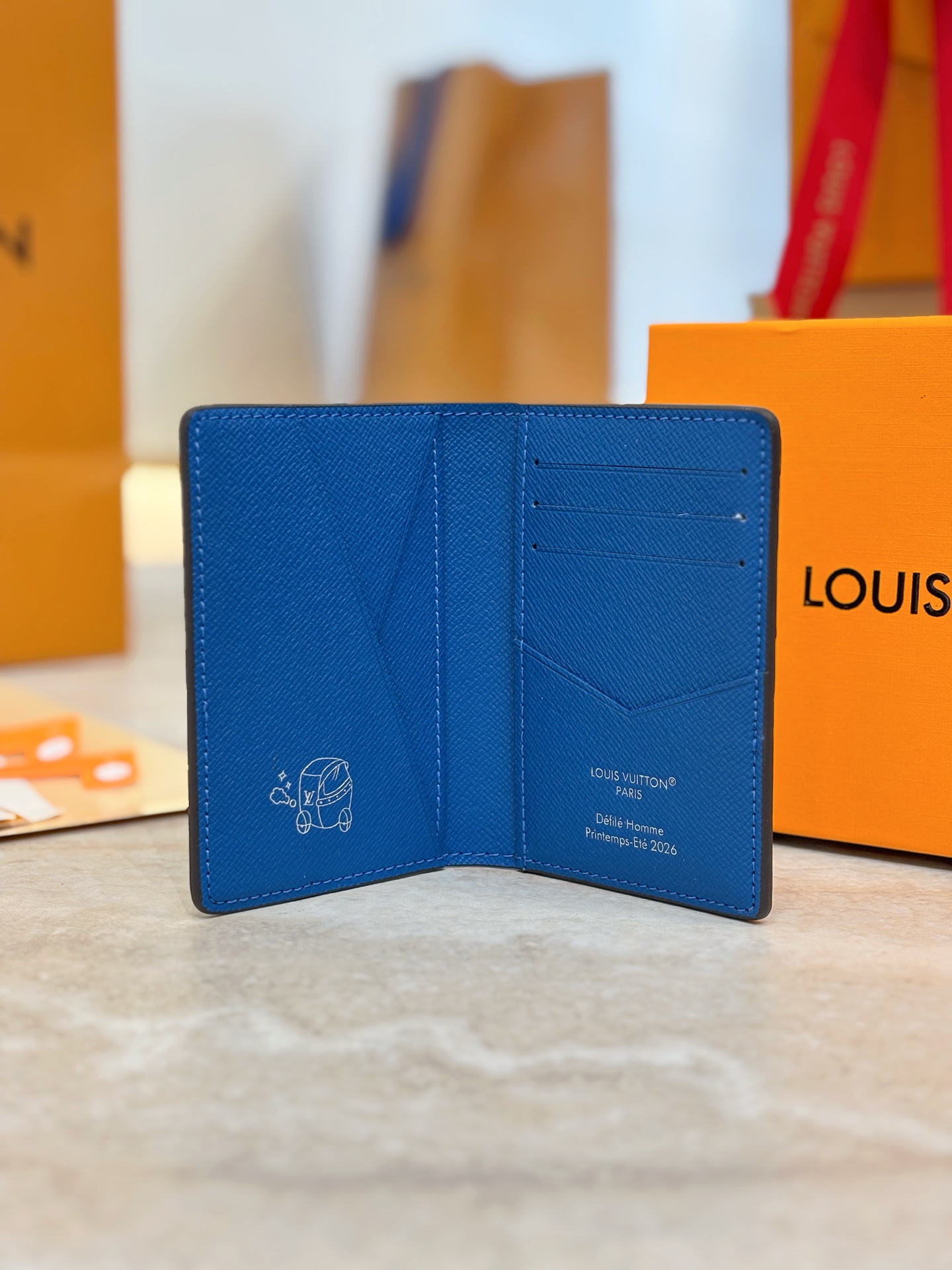 Louis Vuitton LV 루이비통 여권 케이스 지갑 M28010