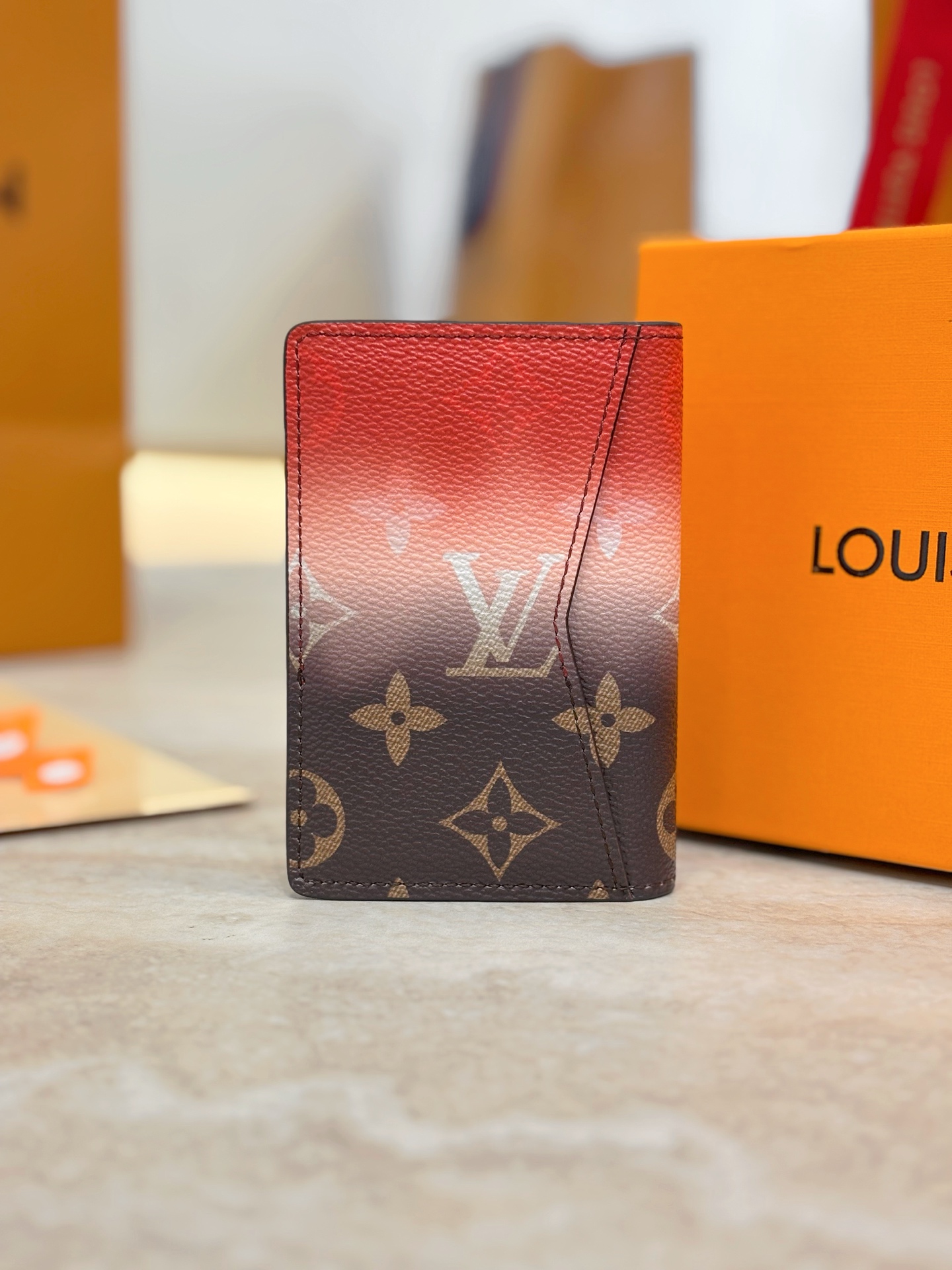 Louis Vuitton LV 루이비통 여권 케이스 지갑 M28010