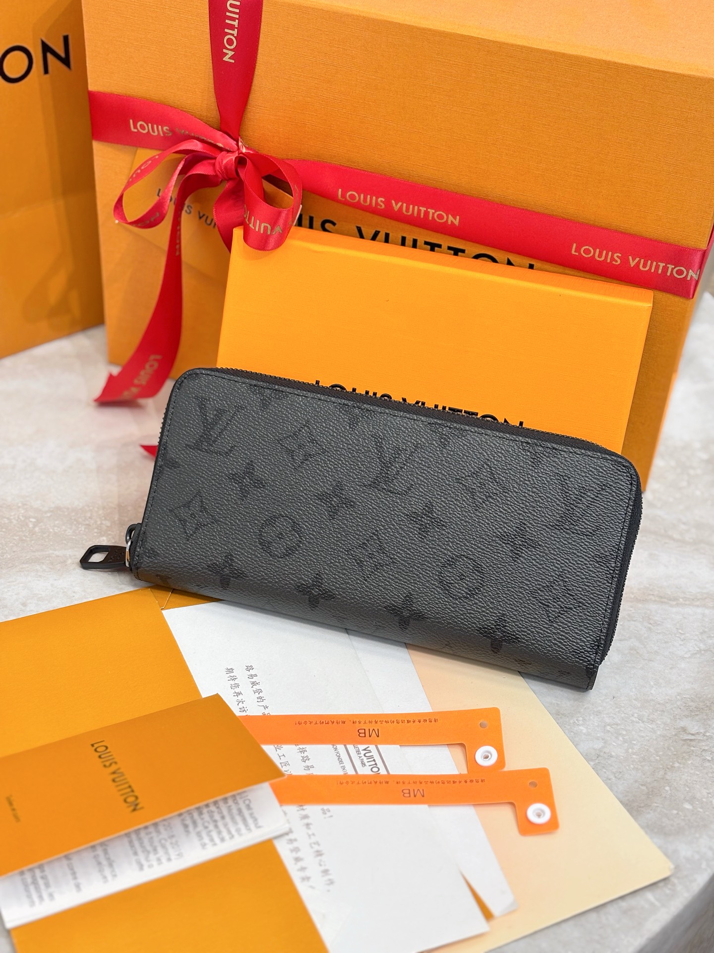 Louis Vuitton LV 루이비통 지피 월릿 버티컬 장지갑 M28048