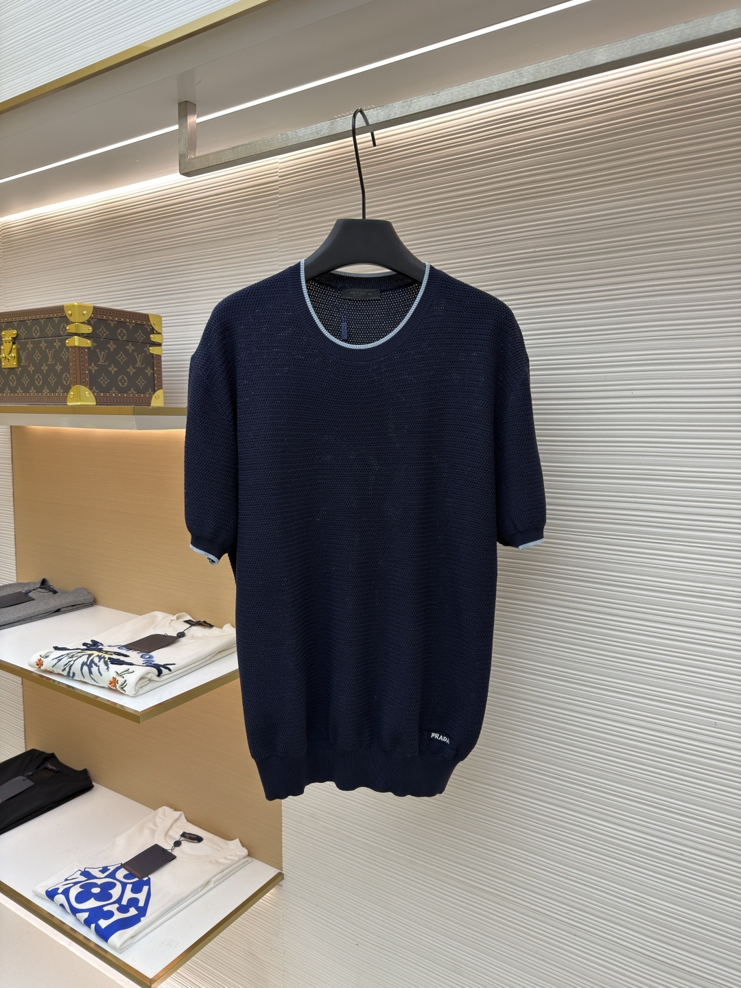 프라다(PRADA) 니트 반소매 의류