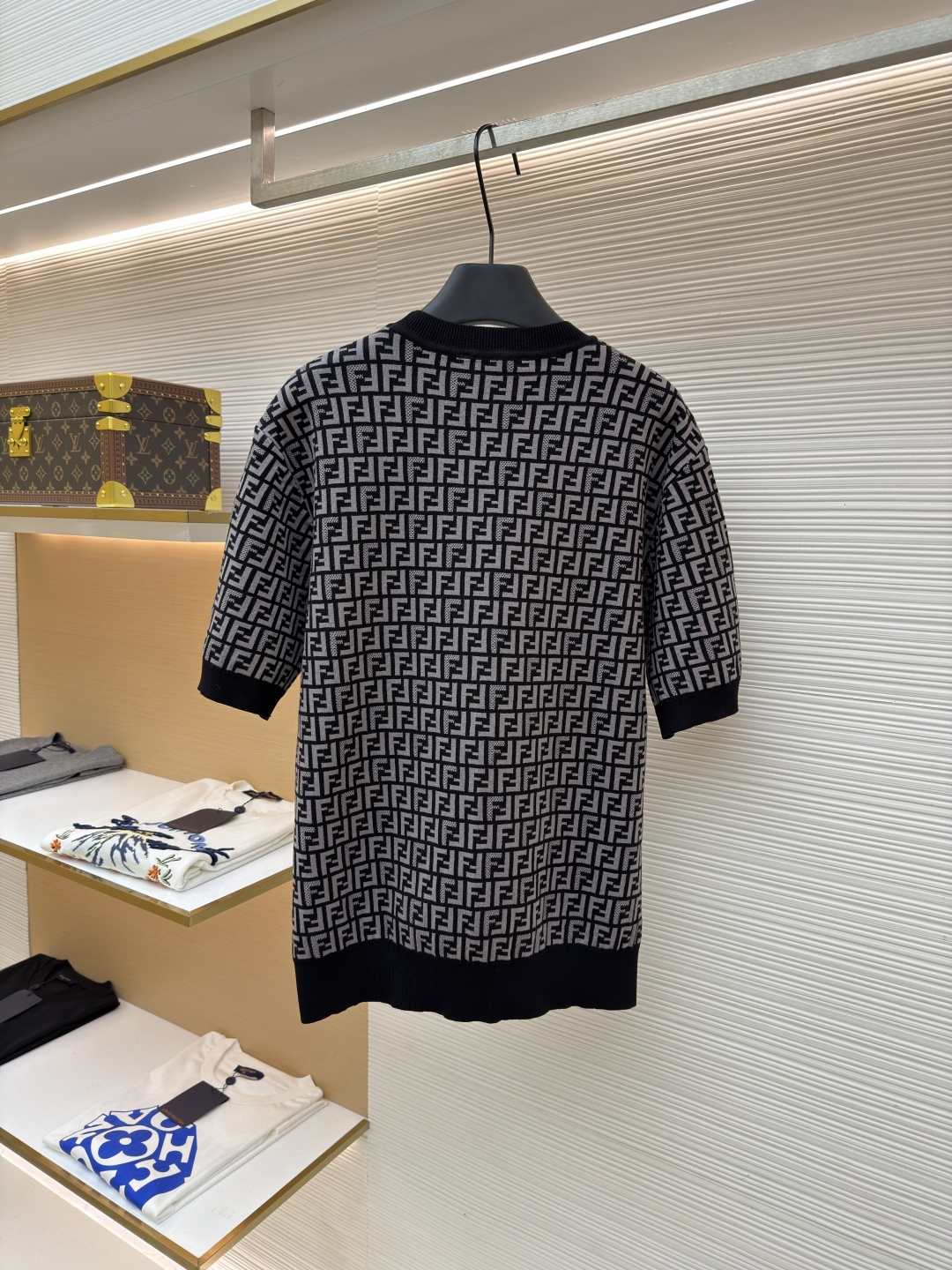 펜디(FENDI) 올오버 FF 자카드 니트 반소매 티셔츠 의류