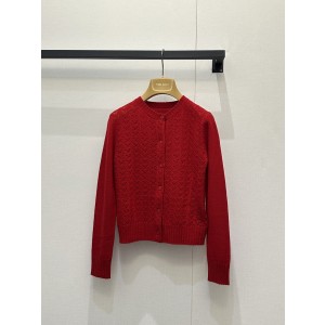 미우미우(miumiu) 레드 캐시미어 펀칭 니트 가디건 의류