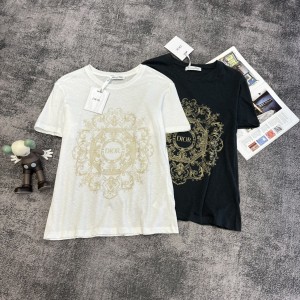 디올(Dior) 프리미엄 로고 반팔 티셔츠 의류
