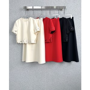 발렌티노(Valentino) 입체 자수 & 수공예 쥬얼 상의 하의 스커트 셋업 세트 의류