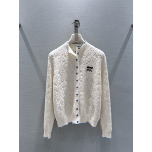 미우미우(MIUMIU) 소프트 모헤어 배색 가디건 의류