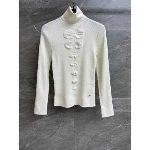 샤넬(Chanel) 입체 리본 부클레 터틀넥 목폴라 니트 의류