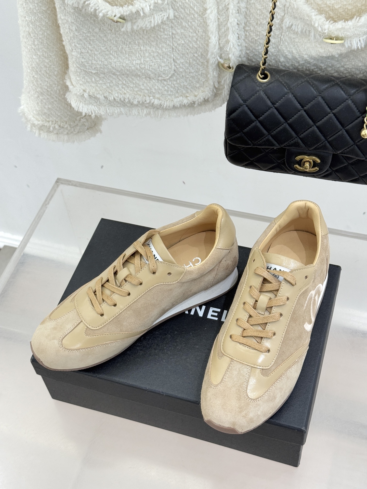 샤넬(CHANEL) 빈티지 레트로 독일군 스니커즈 신발