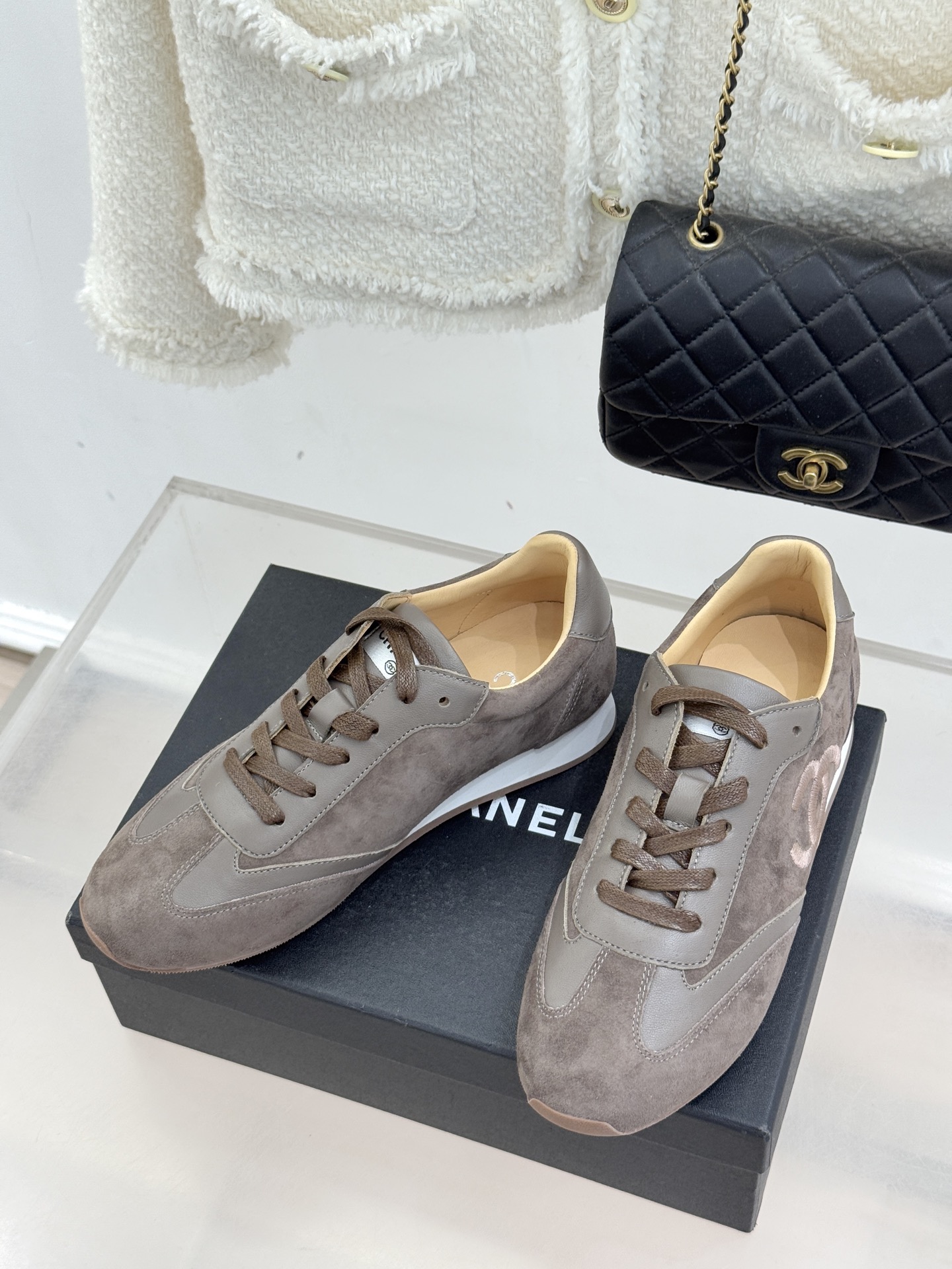 샤넬(CHANEL) 빈티지 레트로 독일군 스니커즈 신발