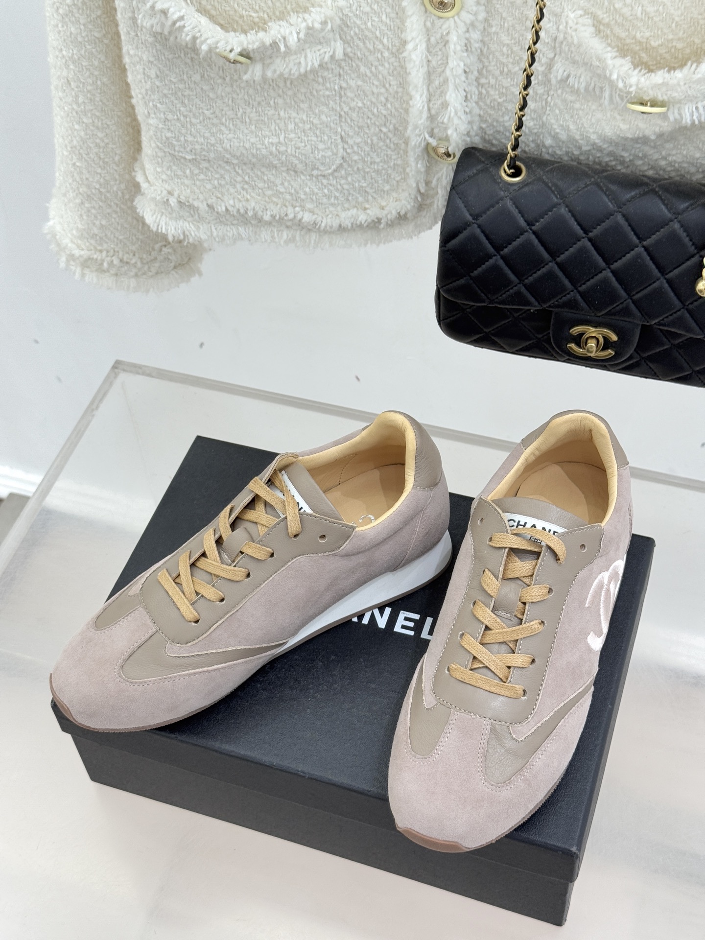 샤넬(CHANEL) 빈티지 레트로 독일군 스니커즈 신발