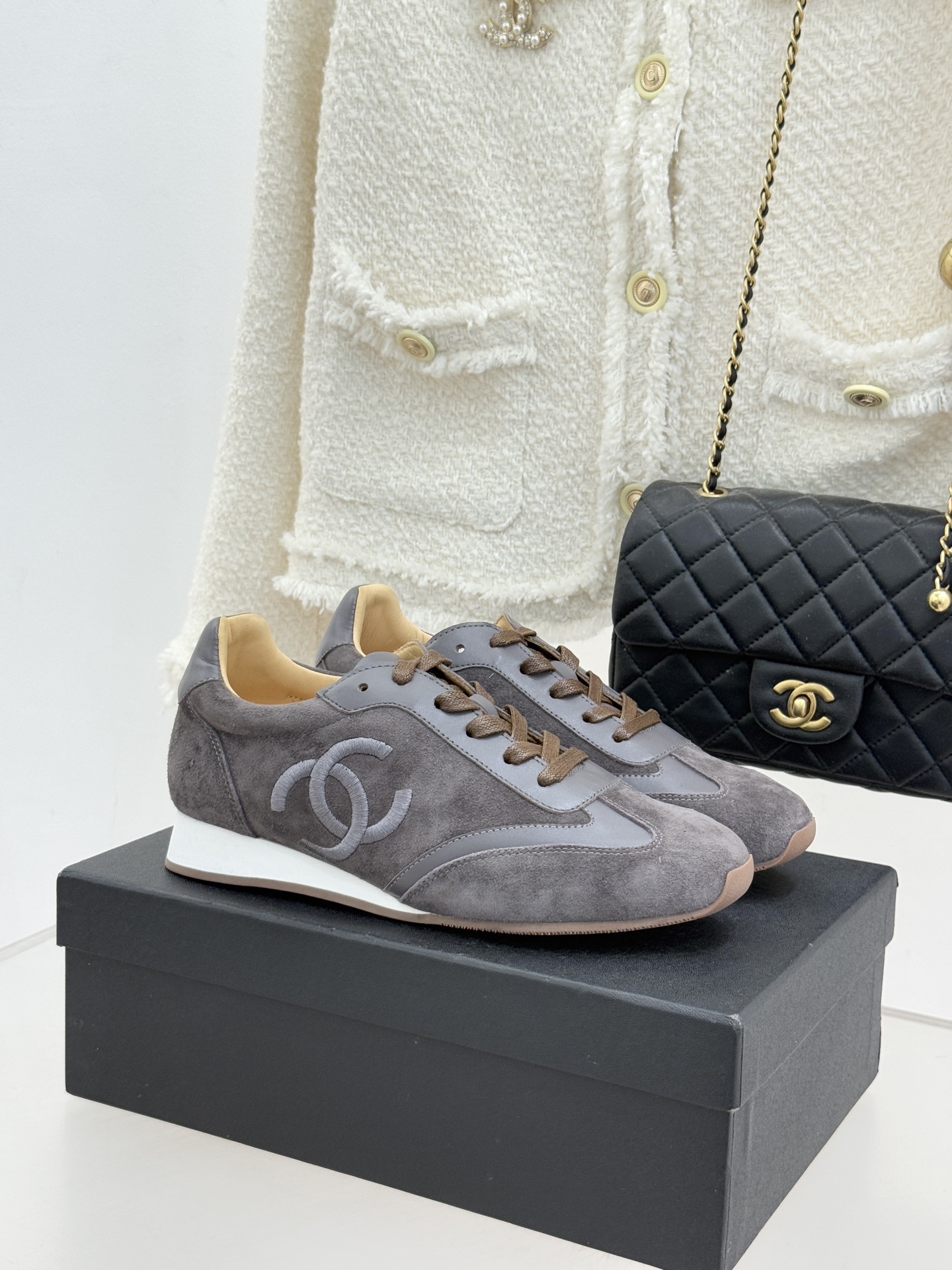 샤넬(CHANEL) 빈티지 레트로 독일군 스니커즈 신발