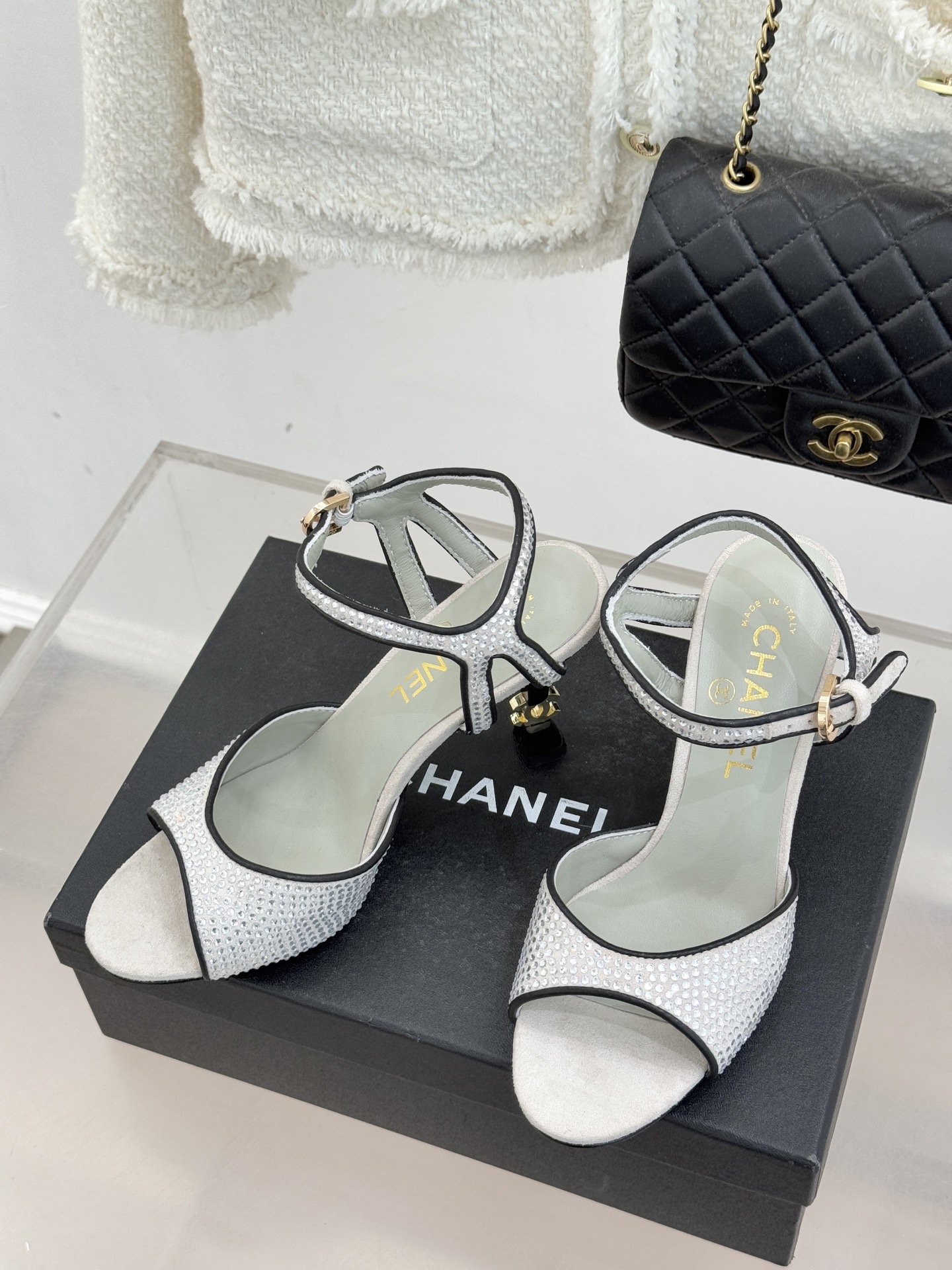 샤넬(CHANEL) 크리스탈 더블 하이힐 샌들 신발