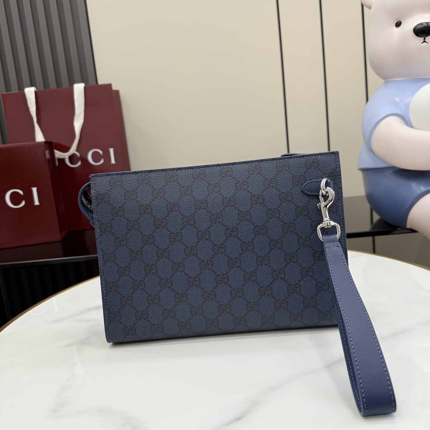 GUCCI 구찌 GG 수프림 인터로킹 G & 홀스빗 클러치 가방 (855581)