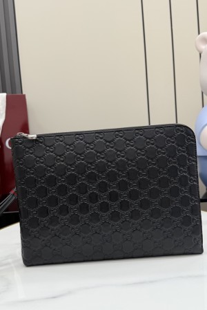 GUCCI 구찌 GG 엠블럼 블랙 엠보싱 레더 클러치 가방 (850223)