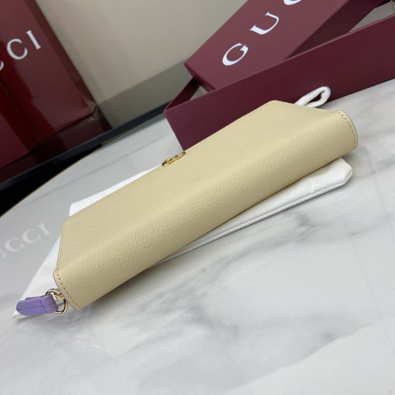 GUCCI 구찌 GG 마몽(Marmont) 바이컬러 짚 어라운드 장지갑 (456117)