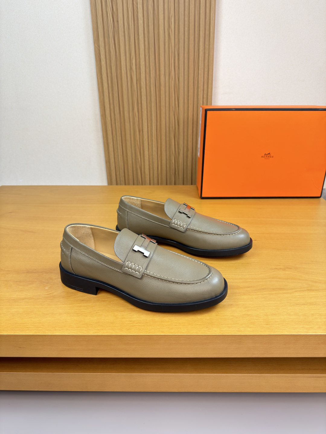 HERMES 에르메스 핸드그레인 레더 드레스 슈즈 구두 신발