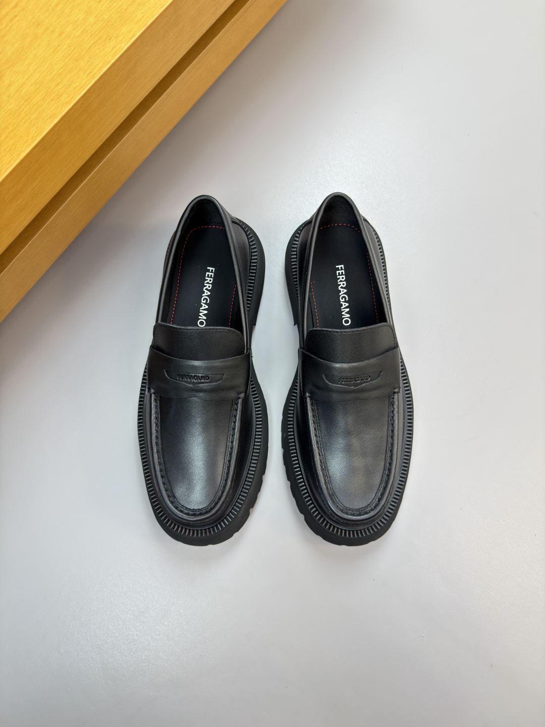 Ferragamo 페라가모 나파 레더 드레스 슈즈 로퍼 구두 신발