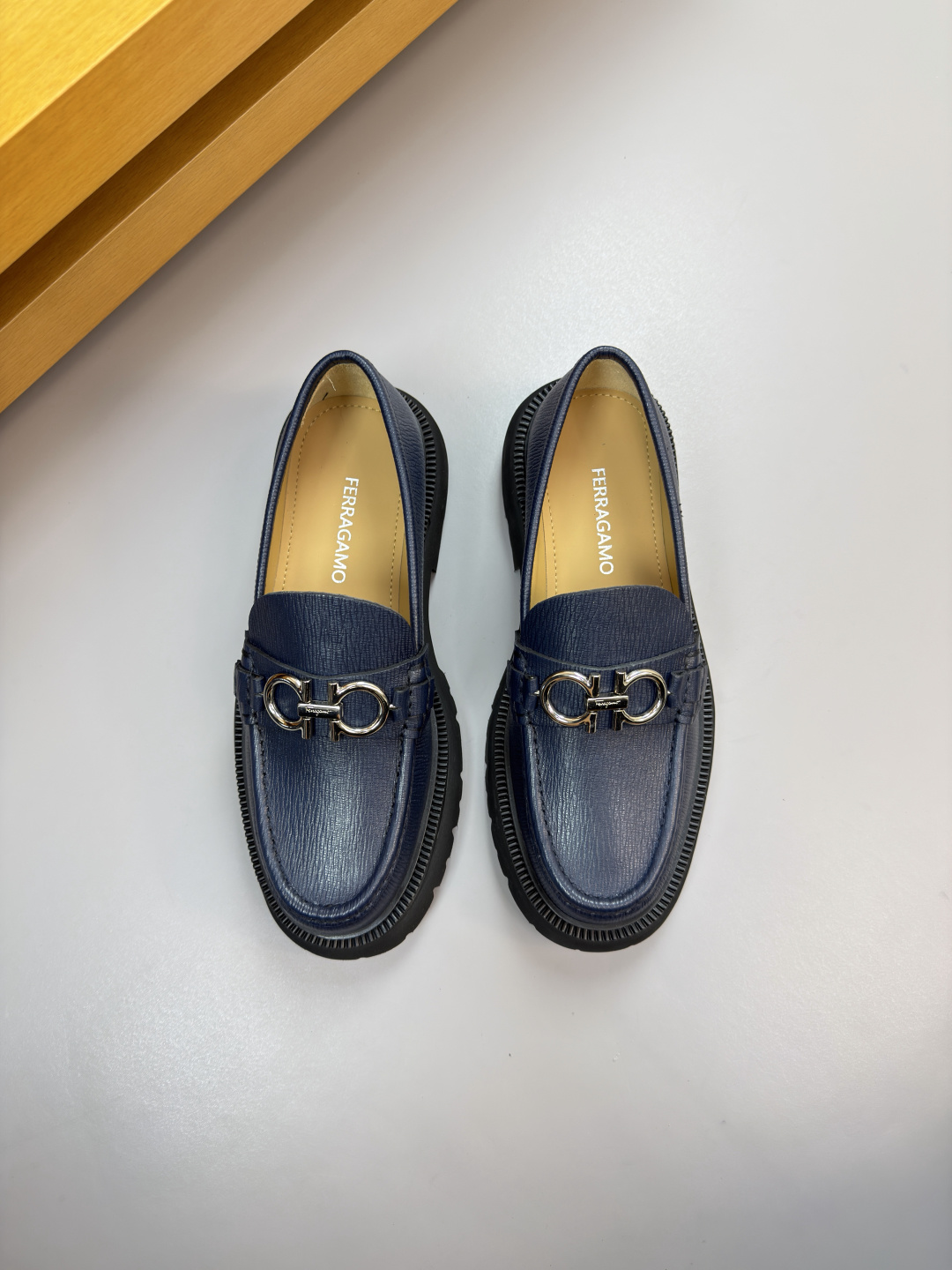 Ferragamo 페라가모 카이벤쥬 레더 드레스 슈즈 로퍼 구두 신발