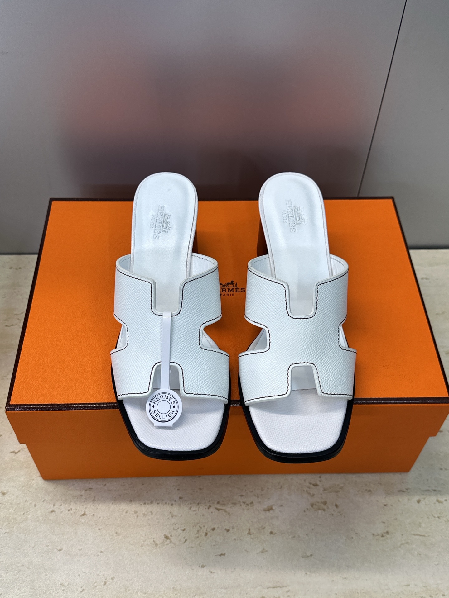 에르메스(HERMES)  굵은굽 슬리퍼 샌들 신발