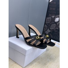 디올(DIOR) 젤리 크로스 스트랩 힐 신발