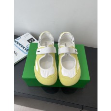 보테가 베네타(Bottega Veneta) 메리제인 캐주얼 스니커즈 신발