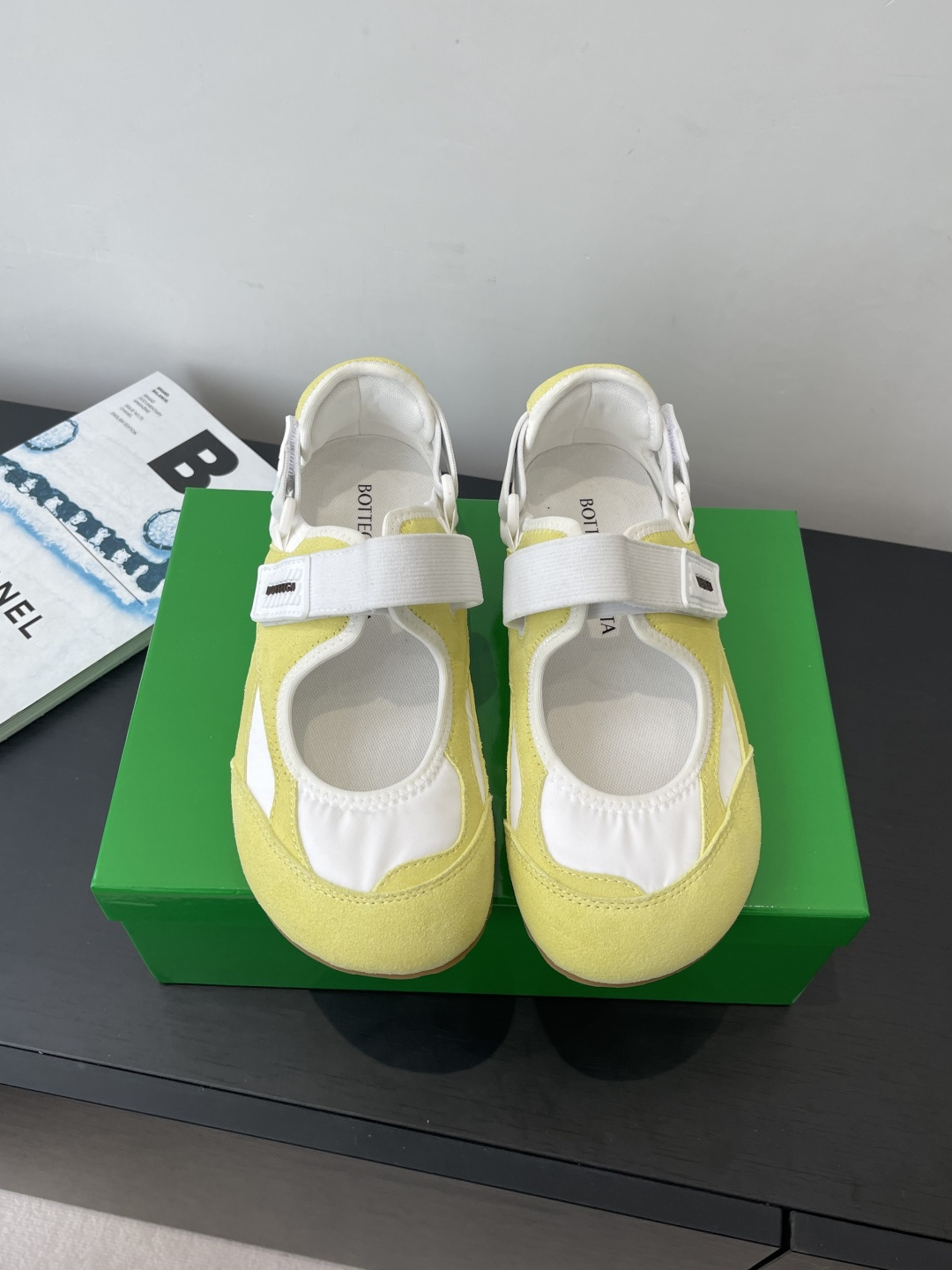 보테가 베네타(Bottega Veneta) 메리제인 캐주얼 스니커즈 신발