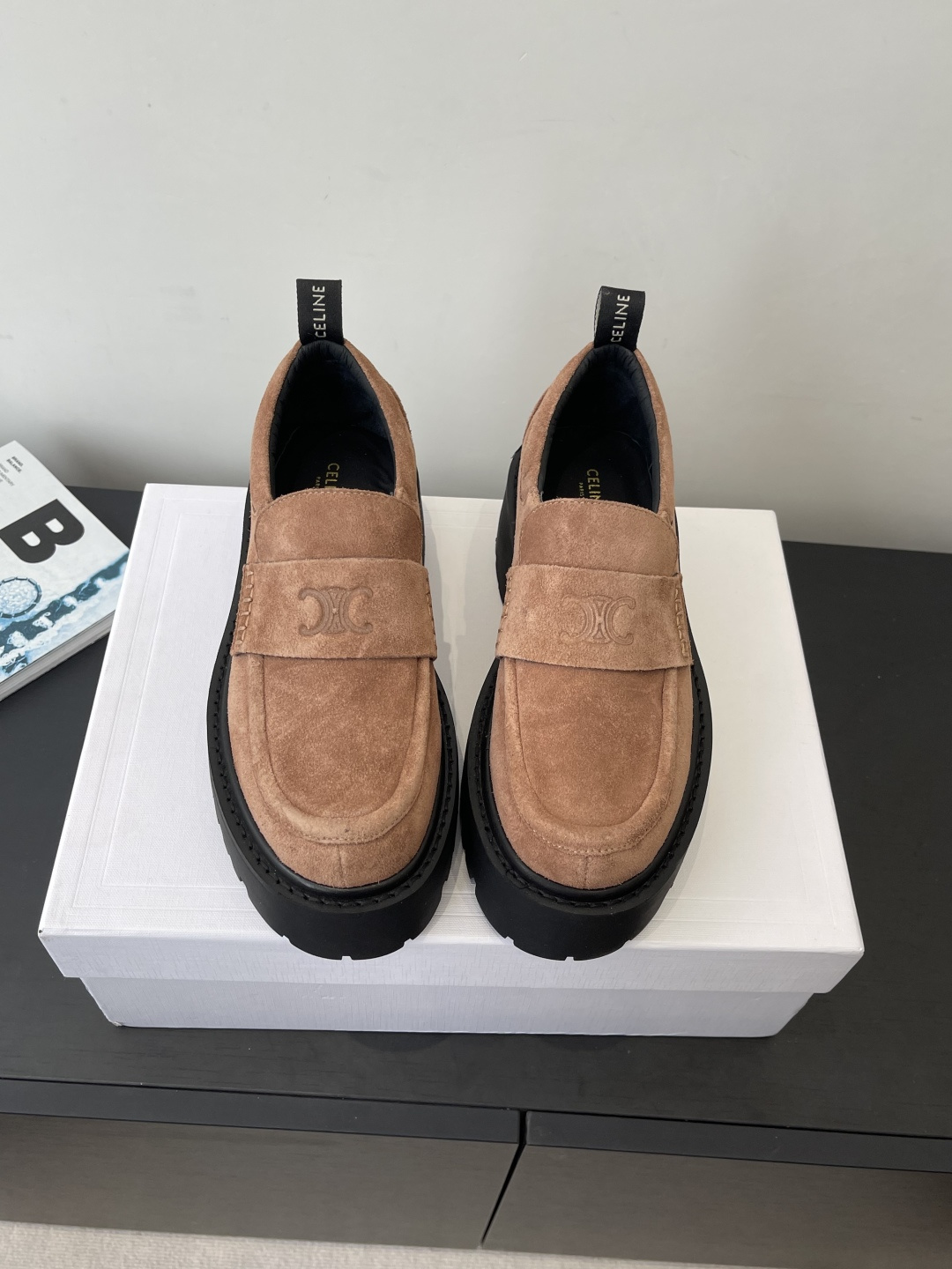 셀린느(Celine) 무드 로퍼 캐주얼 슈즈 신발