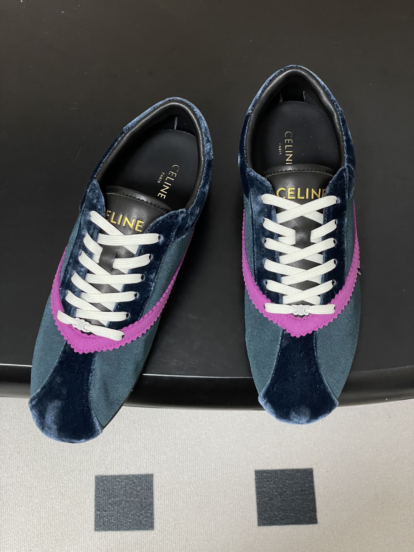 Celine 셀린느 트리옹프 'THE FLAT' 발레리나 스니커즈 신발