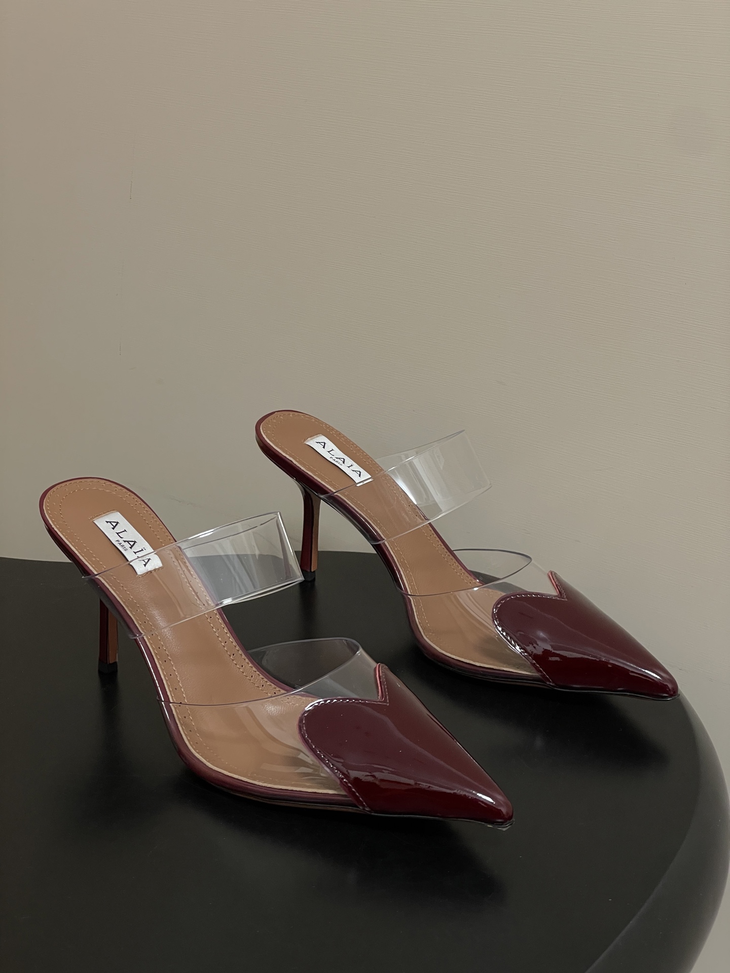 ALAIA 알라이아 HIGH LOVE 하트 뮬 샌들 구두 신발