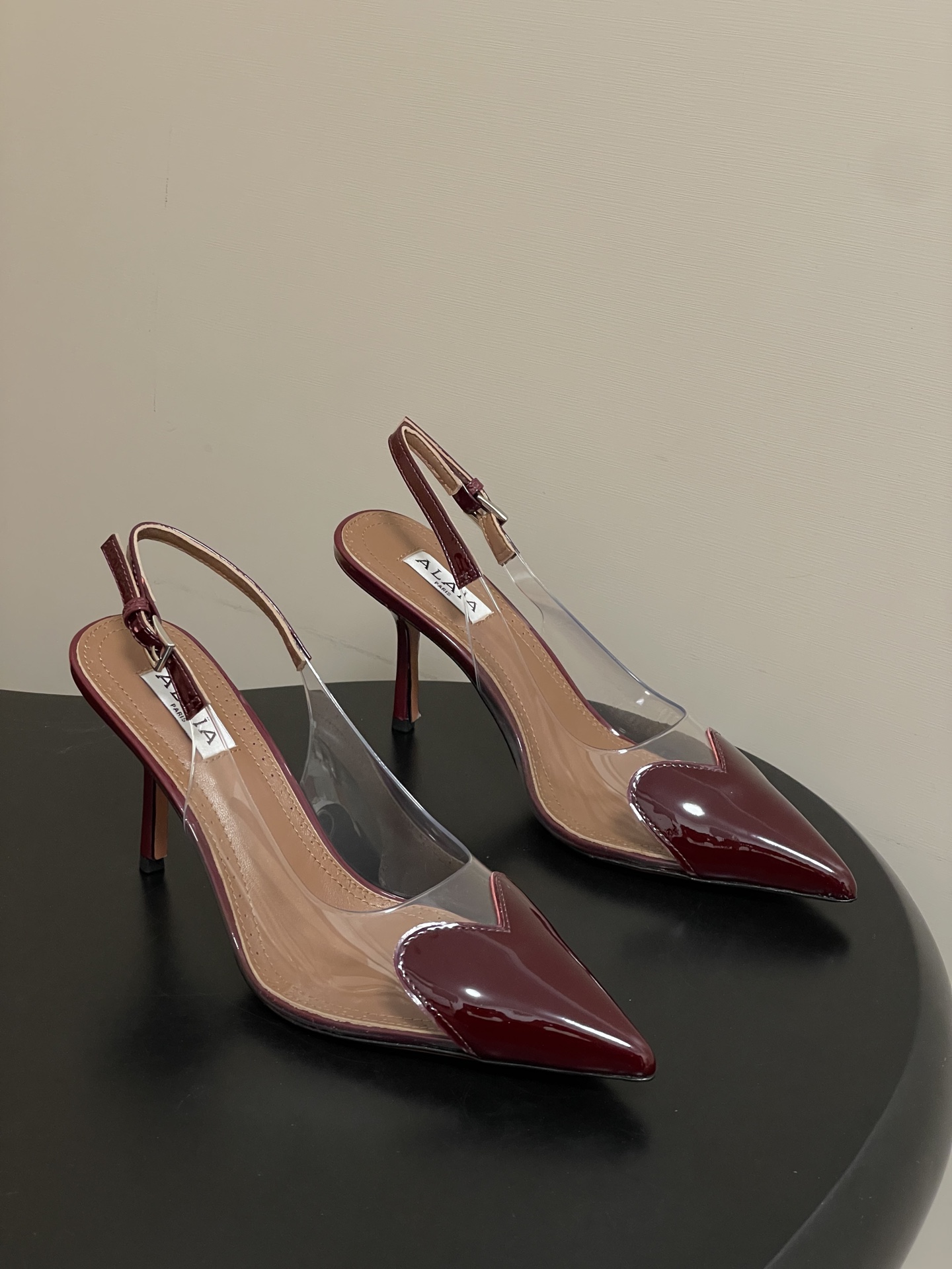 ALAIA 알라이아 26ss HIGH LOVE 하트 뮬 & 샌들 구두 신발