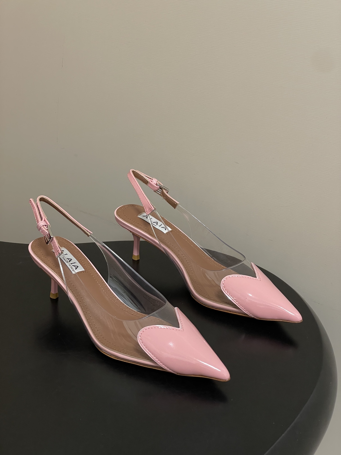 ALAIA 알라이아 26ss HIGH LOVE 하트 미드 힐 뮬 구두 신발