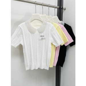 miumiu 미우미우 26SS 클래식 케이블 쥬얼 리본 카라 반팔 니트 의류