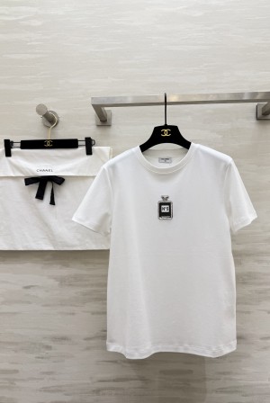 Chanel 샤넬 26SS 클래식 N°5 비딩 쥬얼 반팔 티셔츠 의류