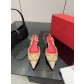 발렌티노(VALENTINO) 신상 리본 스트랩 로우힐 신발