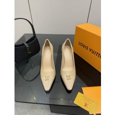 루이비통(LV) 펌프스 신발