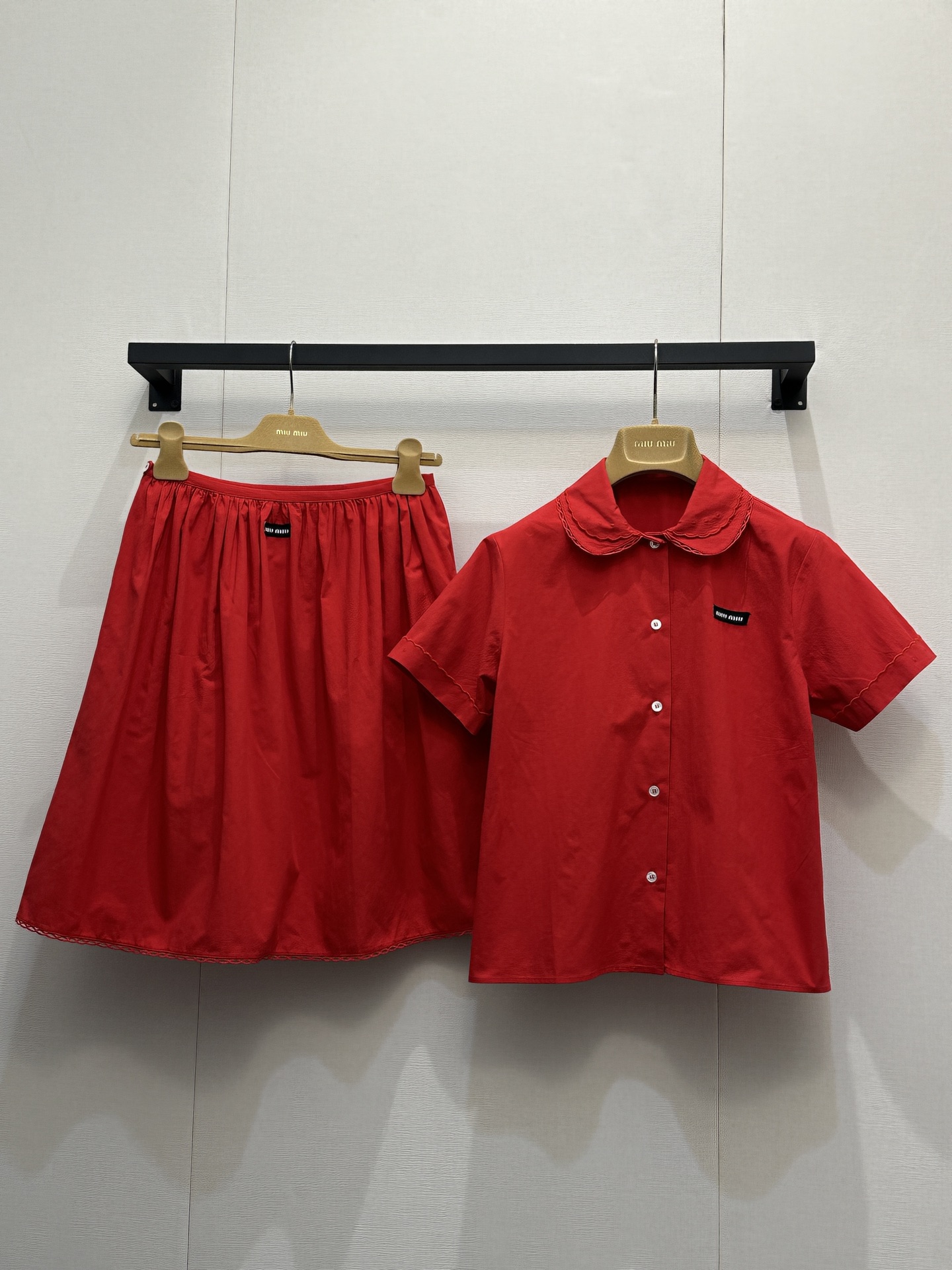 miumiu 미우미우 인텔리전트 레이스 셋업 카라 반팔 셔츠 + 스커트 치마 세트 의류