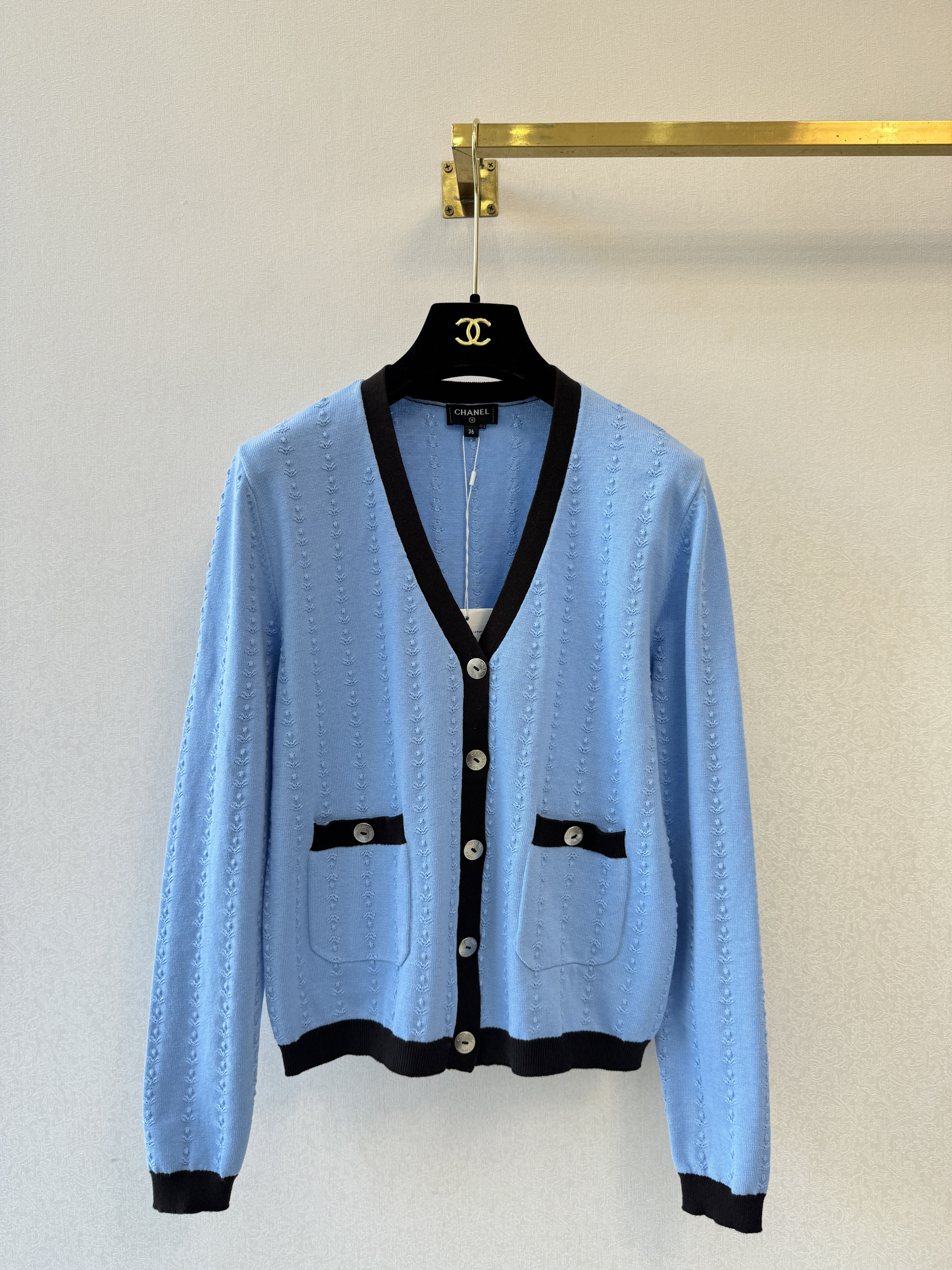 Chanel 샤넬 V넥 가디건 의류