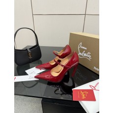 [Christian Louboutin] 크리스찬 루부탱 26SS CL 런웨이 로즈 쥬얼 샌들 구두 신발