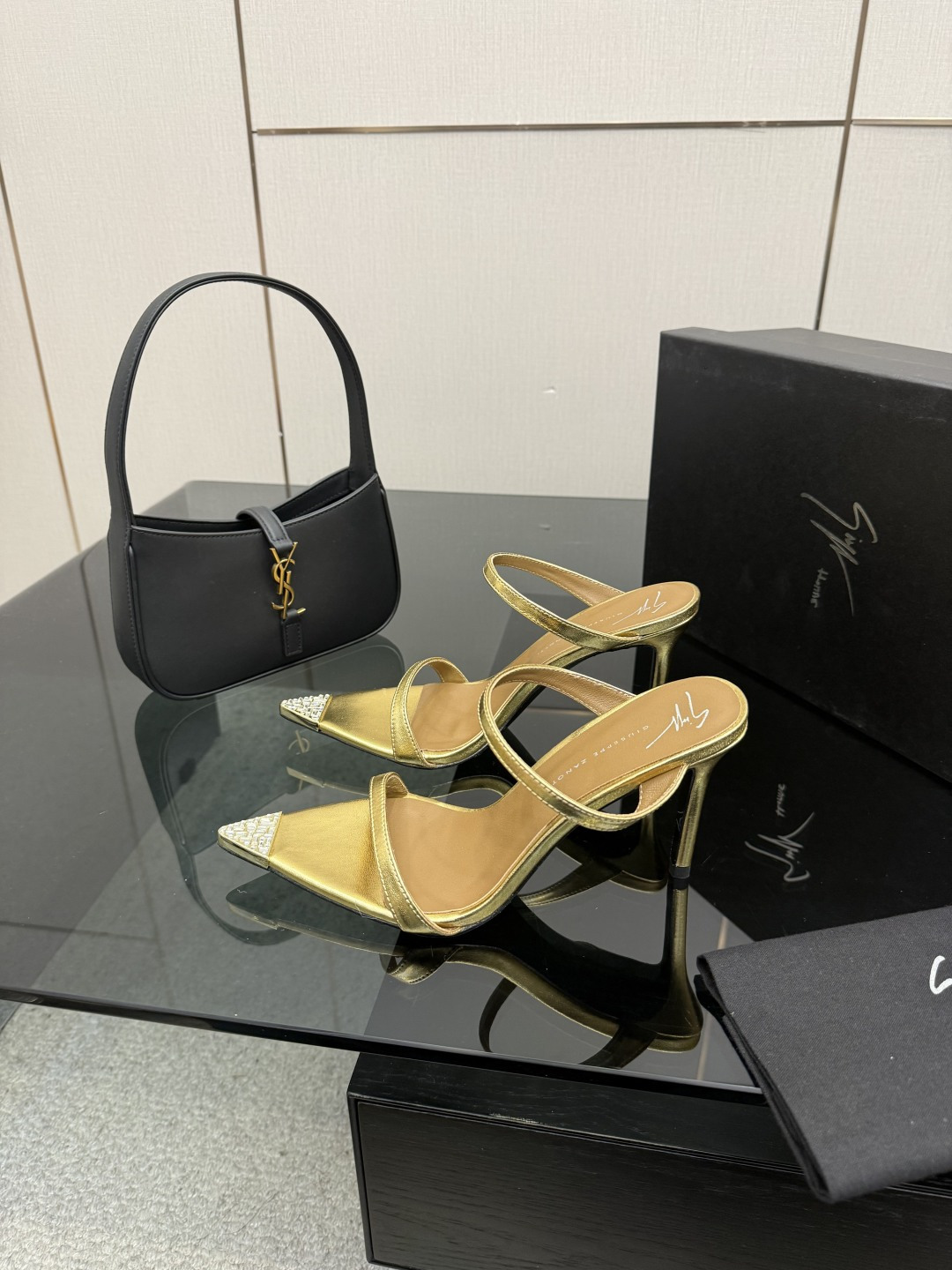 [Giuseppe Zanotti] 쥬세페 자노티 26SS GZ 스틸레토 뮬 샌들 구두 신발