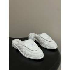 샤넬(CHANEL) 더블C 니트 자수 뮬 슬리퍼
