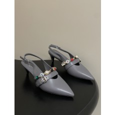 루이비통(LV)  주얼 체인 백스트랩 미들힐 샌들 신발