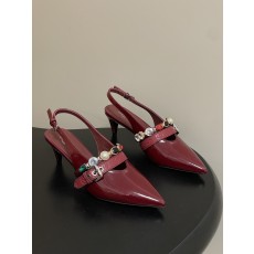 루이비통(LV)  주얼 체인 백스트랩 미들힐 샌들 신발