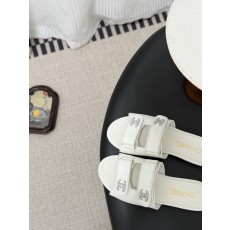 샤넬(CHANEL) 클래식 더블 C 로고 슬리퍼 신발