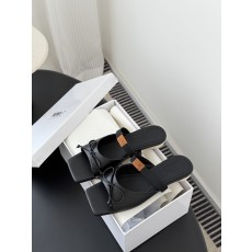 메종 마르지엘라(Maison Margiela) 스퀘어토 리본 뮬 슬리퍼 신발