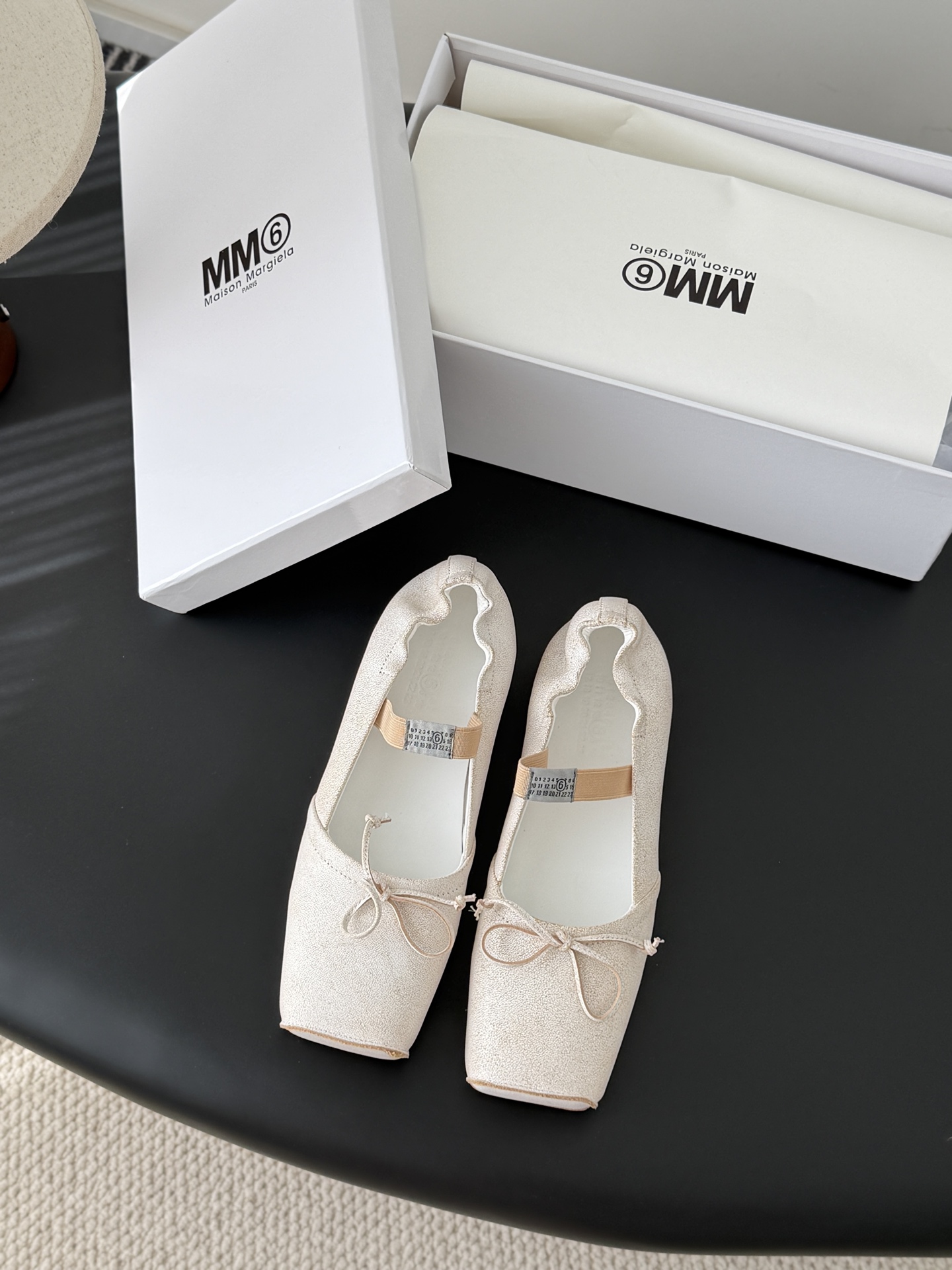 [Maison Margiela] MM6 메종 마르지엘라 스퀘어 토 리본 발레리나 단화 플랫 슈즈 신발