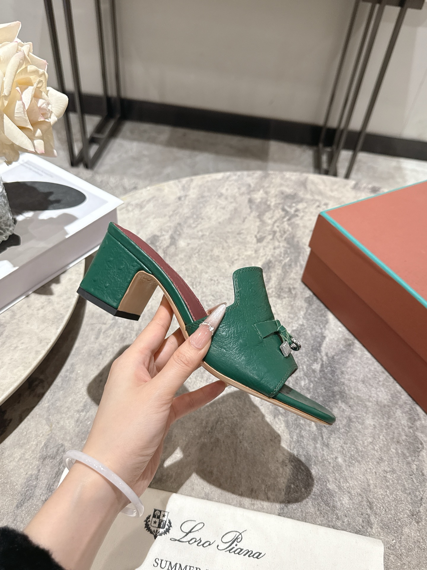 Loro Piana LP 로로 피아나 클래식 플랫/굽 뮬 슬리퍼 신발